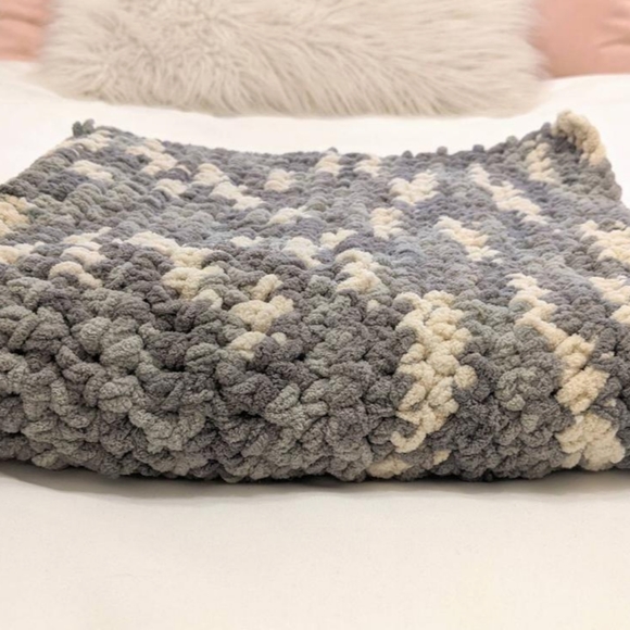 Cozy Chenille Baby Blanket Handmade - Picture 2 of 3